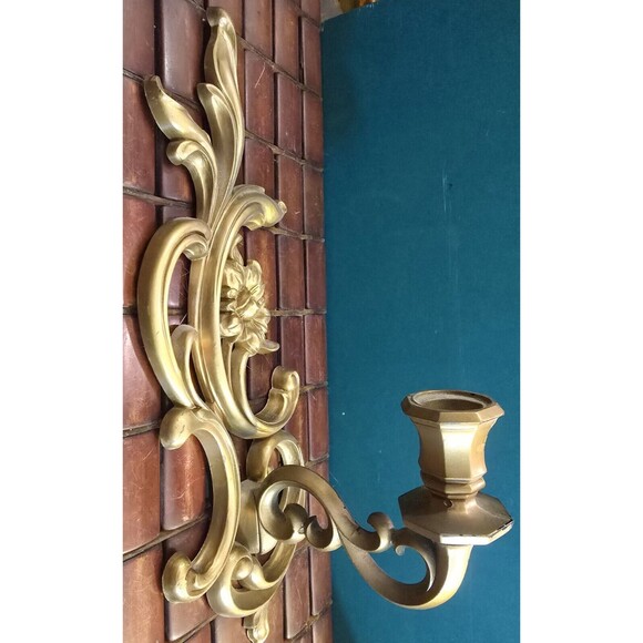 Vintage 1960s Ornate Wall Sconce Candle Holder Hollywood Regency Syroco Inc - Picture 2 of 5